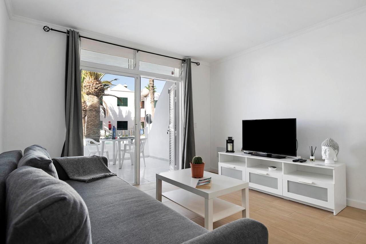 Ianoa Apartment Tias Bagian luar foto