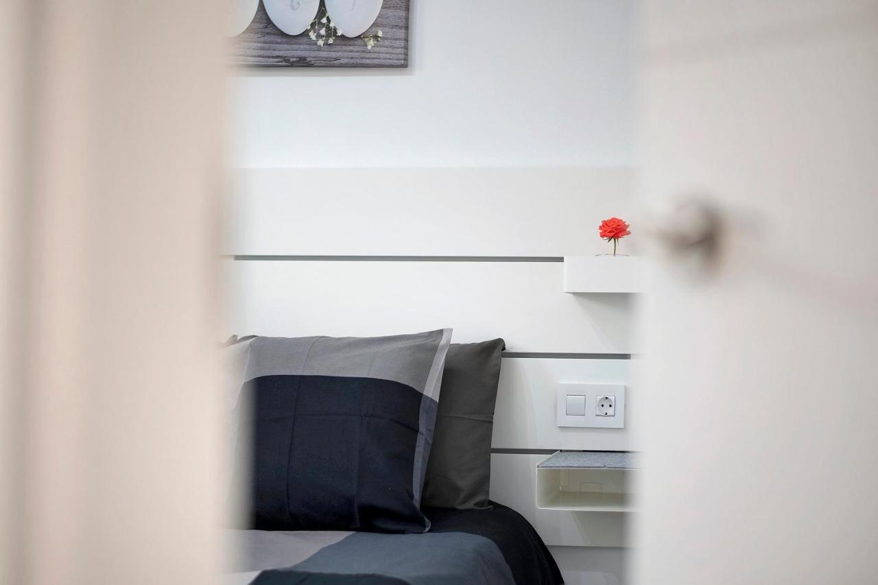 Ianoa Apartment Tias Bagian luar foto